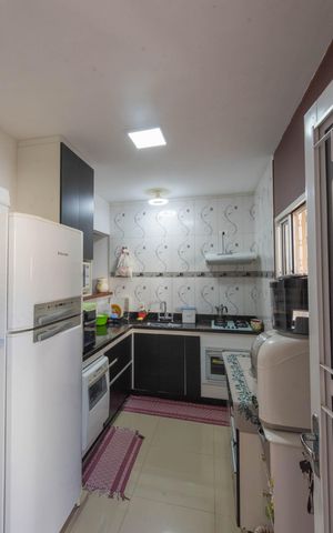 Casa à venda com 385m², 2 quartos e 8 vagas Casa à venda com 385m², 2 quartos e 8 vagasCozinha