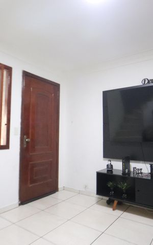 Casa à venda com 96m², 3 quartos e 1 vagaSala