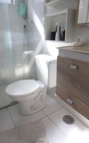 Casa à venda com 96m², 3 quartos e 1 vagaBanheiro