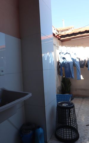 Casa à venda com 96m², 3 quartos e 1 vagaLavanderia
