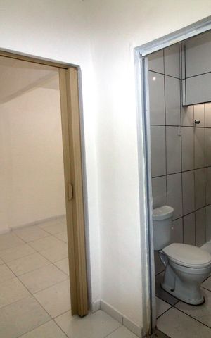 Casa à venda com 75m², 1 quarto e sem vagaCorredor