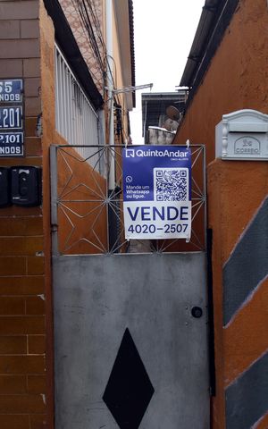 Casa à venda com 75m², 1 quarto e sem vagaPlaca