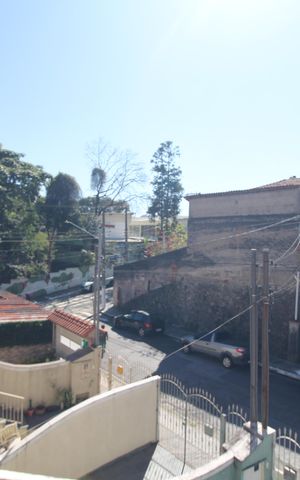Casa para alugar com 124m², 2 quartos e 4 vagasQuarto 2 - Varanda