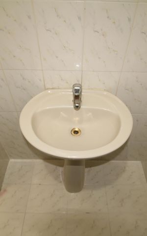 Casa para alugar com 124m², 2 quartos e 4 vagasBanheiro