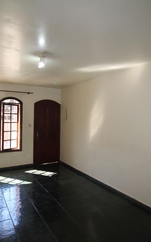Casa para alugar com 124m², 2 quartos e 4 vagasSala