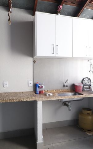 Casa para alugar com 180m², 3 quartos e 2 vagasVaranda