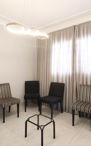 Casa para alugar com 180m², 3 quartos e 2 vagasSala