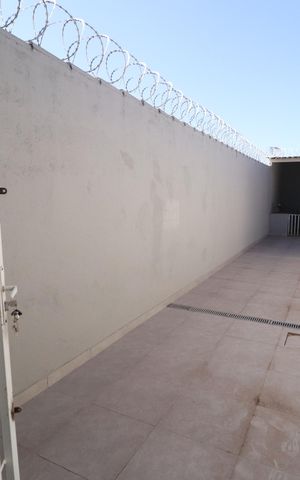 Casa para alugar com 180m², 3 quartos e 2 vagasCorredor