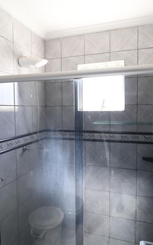 Casa para alugar com 180m², 3 quartos e 2 vagasBanheiro Social