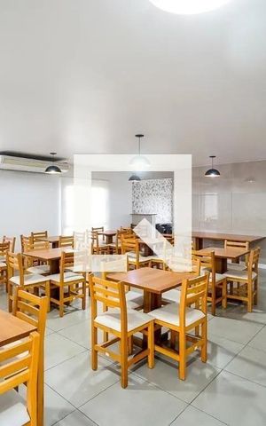 Apartamento para alugar com 57m², 3 quartos e 1 vaga Apartamento para alugar com 57m², 3 quartos e 1 vagaCondomínio