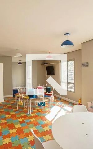 Apartamento para alugar com 57m², 3 quartos e 1 vaga Apartamento para alugar com 57m², 3 quartos e 1 vagaCondomínio
