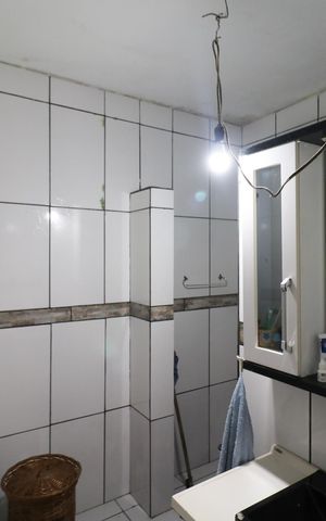 Casa à venda com 154m², 1 quarto e 3 vagas Casa à venda com 154m², 1 quarto e 3 vagasBanheiro
