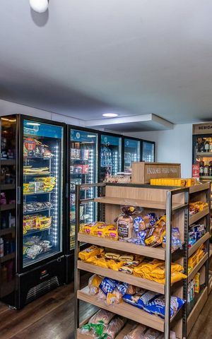 Apartamento para alugar com 65m², 2 quartos e 1 vaga Apartamento para alugar com 65m², 2 quartos e 1 vagaConveniência