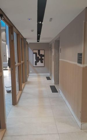 Apartamento à venda com 28m², 1 quarto e sem vaga Apartamento à venda com 28m², 1 quarto e sem vagaÁrea externa