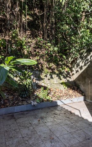 Casa à venda com 146m², 2 quartos e 2 vagas Casa à venda com 146m², 2 quartos e 2 vagasQuintal