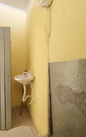 Casa para alugar com 32m², 1 quarto e sem vagaBanheiro social