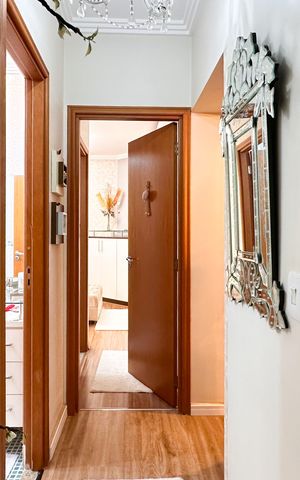 Apartamento à venda com 94m², 3 quartos e 2 vagas Apartamento à venda com 94m², 3 quartos e 2 vagasAcesso aos Quartos