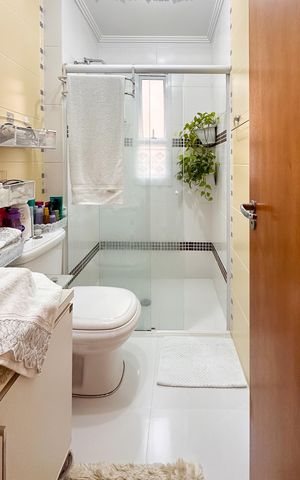 Apartamento à venda com 94m², 3 quartos e 2 vagas Apartamento à venda com 94m², 3 quartos e 2 vagasBanheiro da Suíte