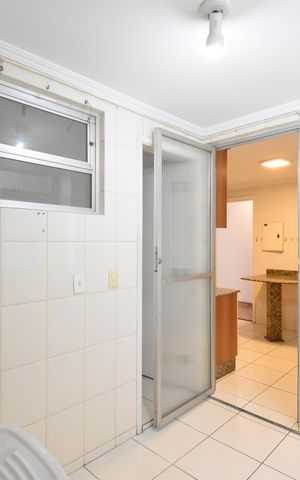 Apartamento para alugar com 110m², 3 quartos e 1 vagaÁrea de Serviço