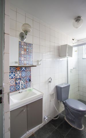 Apartamento para alugar com 56m², 2 quartos e 1 vaga Apartamento para alugar com 56m², 2 quartos e 1 vagaBanheiro