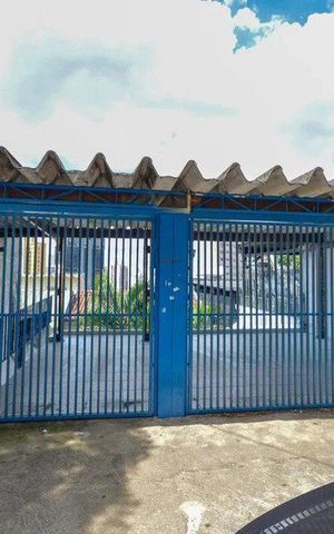 Casa para alugar com 350m², 4 quartos e 3 vagasFachada