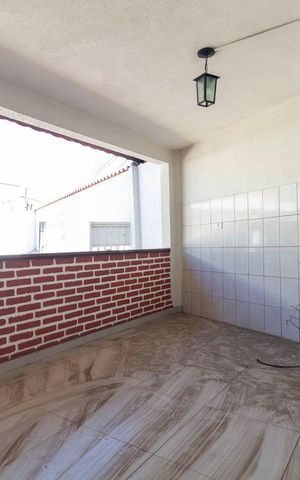 Casa para alugar com 120m², 2 quartos e 3 vagas