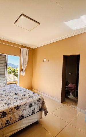 Casa para alugar com 315m², 6 quartos e 2 vagas Casa para alugar com 315m², 6 quartos e 2 vagasQuarto