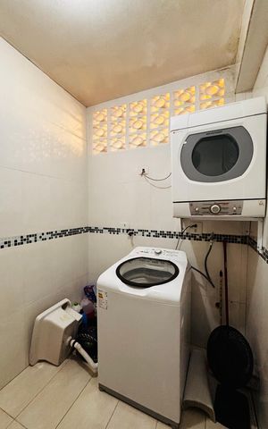 Casa para alugar com 315m², 6 quartos e 2 vagas Casa para alugar com 315m², 6 quartos e 2 vagasLavanderia