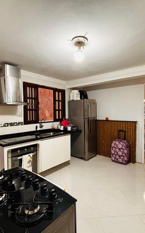 Casa para alugar com 315m², 6 quartos e 2 vagas Casa para alugar com 315m², 6 quartos e 2 vagasCozinha