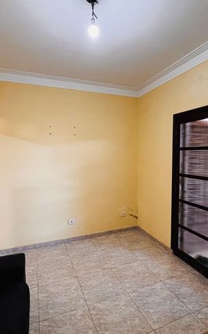 Casa para alugar com 315m², 6 quartos e 2 vagas Casa para alugar com 315m², 6 quartos e 2 vagasSala