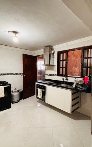 Casa para alugar com 315m², 6 quartos e 2 vagas Casa para alugar com 315m², 6 quartos e 2 vagasCozinha