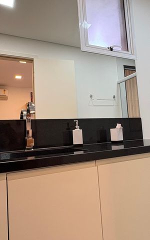 Casa de condomínio para alugar com 246m², 5 quartos e 2 vagas Casa de condomínio para alugar com 246m², 5 quartos e 2 vagasBanheiro da Suíte 2