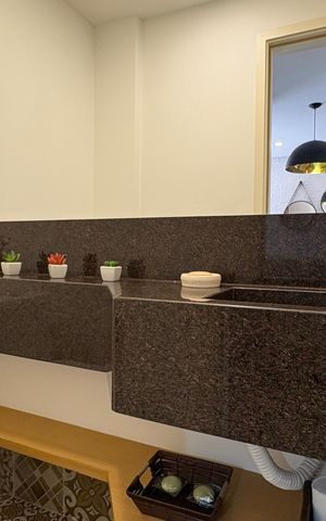 Casa de condomínio para alugar com 246m², 5 quartos e 2 vagas Casa de condomínio para alugar com 246m², 5 quartos e 2 vagasLavabo