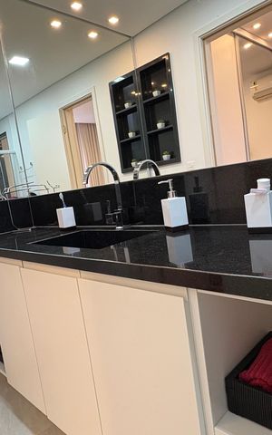 Casa de condomínio para alugar com 246m², 5 quartos e 2 vagas Casa de condomínio para alugar com 246m², 5 quartos e 2 vagasBanheiro da Suíte 2