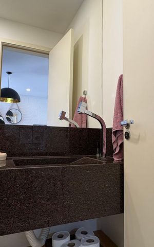 Casa de condomínio para alugar com 246m², 5 quartos e 2 vagas Casa de condomínio para alugar com 246m², 5 quartos e 2 vagasLavabo