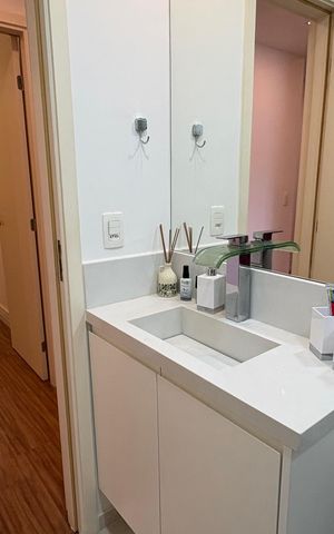 Casa de condomínio para alugar com 246m², 5 quartos e 2 vagas Casa de condomínio para alugar com 246m², 5 quartos e 2 vagasBanheiro 1