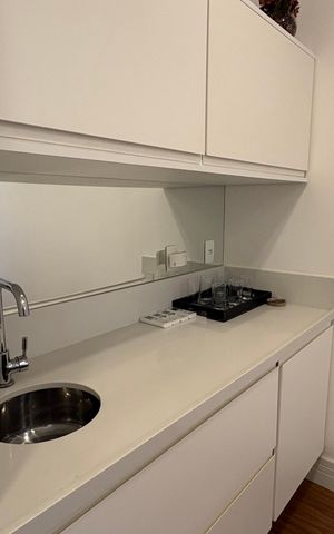 Casa de condomínio para alugar com 246m², 5 quartos e 2 vagas Casa de condomínio para alugar com 246m², 5 quartos e 2 vagasCozinha 2º Andar
