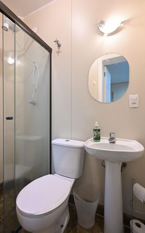 Apartamento para alugar com 449m², 3 quartos e 5 vagasBanheiro de Serviço