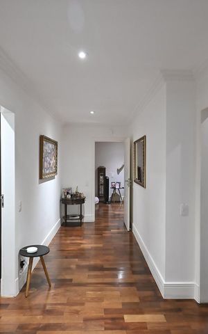 Apartamento para alugar com 449m², 3 quartos e 5 vagasCorredor
