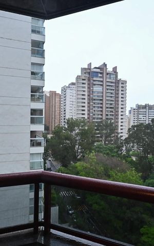 Apartamento para alugar com 449m², 3 quartos e 5 vagasVaranda da Suíte  2