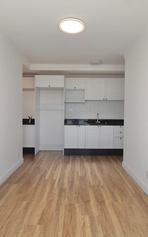 Apartamento à venda com 44m², 2 quartos e sem vaga Apartamento à venda com 44m², 2 quartos e sem vagaVaranda