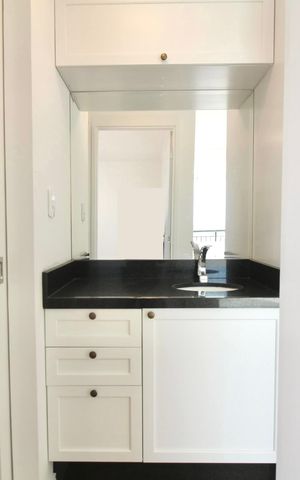 Apartamento à venda com 44m², 2 quartos e sem vaga Apartamento à venda com 44m², 2 quartos e sem vagaBanheiro