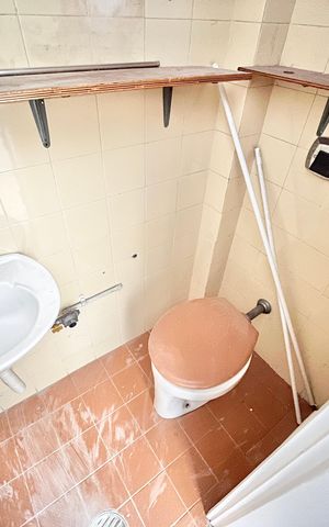 Apartamento à venda com 52m², 2 quartos e 1 vaga Apartamento à venda com 52m², 2 quartos e 1 vagaBanheiro de serviço
