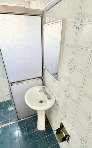 Apartamento à venda com 52m², 2 quartos e 1 vaga Apartamento à venda com 52m², 2 quartos e 1 vagaBanheiro
