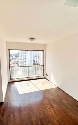 Apartamento à venda com 52m², 2 quartos e 1 vaga Apartamento à venda com 52m², 2 quartos e 1 vagaSala