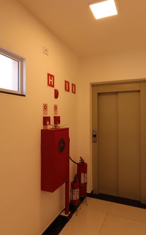 Apartamento à venda com 82m², 2 quartos e 1 vagaElevador