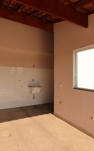 Apartamento à venda com 82m², 2 quartos e 1 vagaÁrea de Serviço