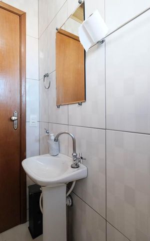 Casa à venda com 120m², 3 quartos e 2 vagasBanheiro 2