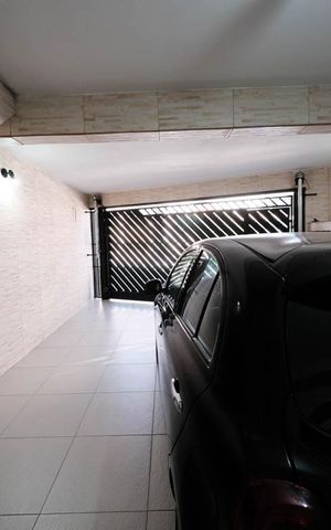 Casa à venda com 120m², 3 quartos e 2 vagasGaragem