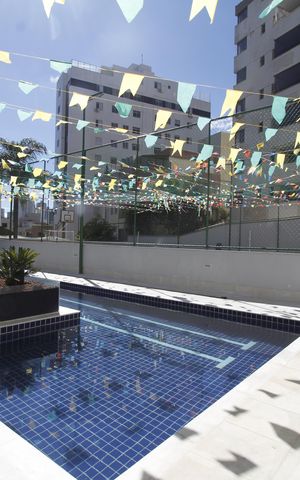 Apartamento à venda com 80m², 3 quartos e 2 vagasÁrea comum - Piscina